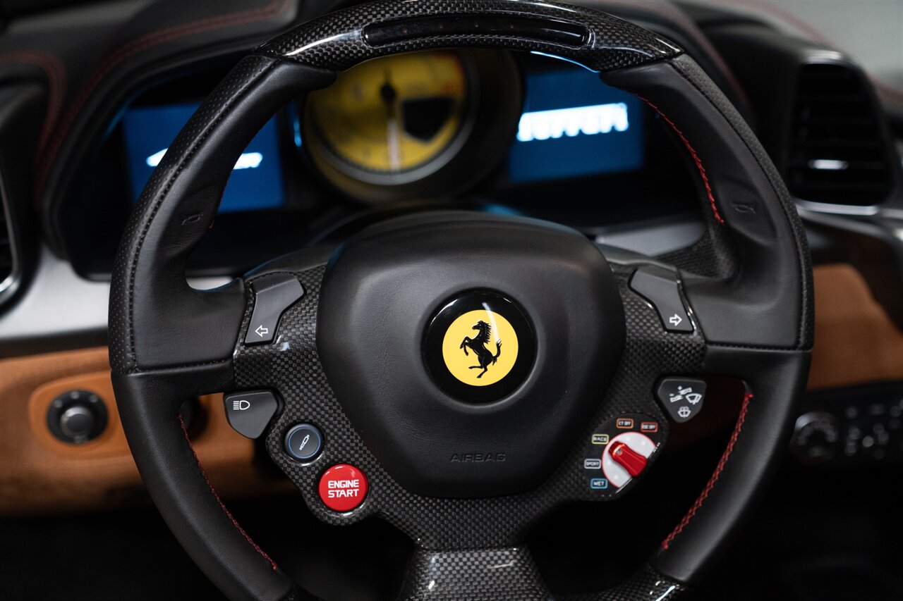 2015 Ferrari 458 Spider   - Photo 27 - Beverly Hills, CA 90212