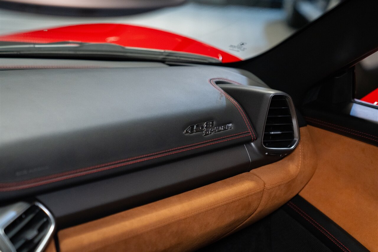 2015 Ferrari 458 Spider   - Photo 30 - Beverly Hills, CA 90212