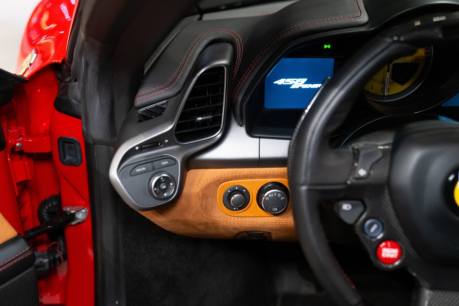 2015 Ferrari 458 Spider - Photo 31