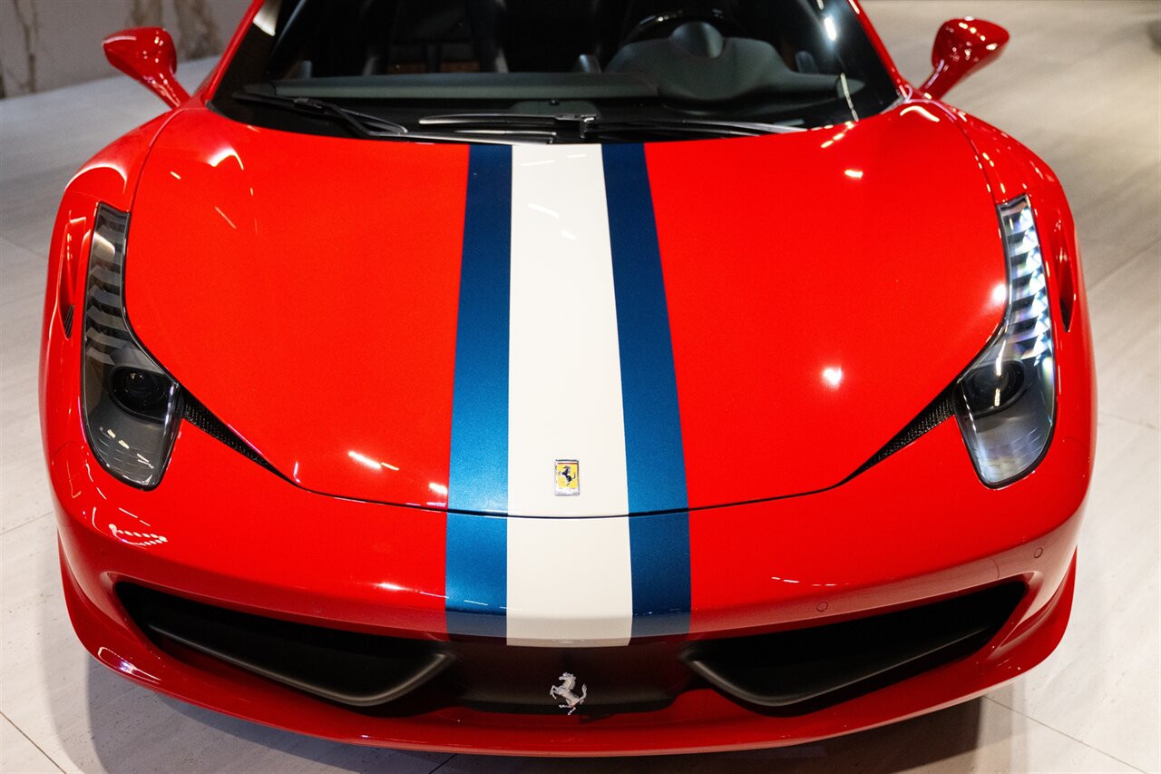 2015 Ferrari 458 Spider   - Photo 7 - Beverly Hills, CA 90212