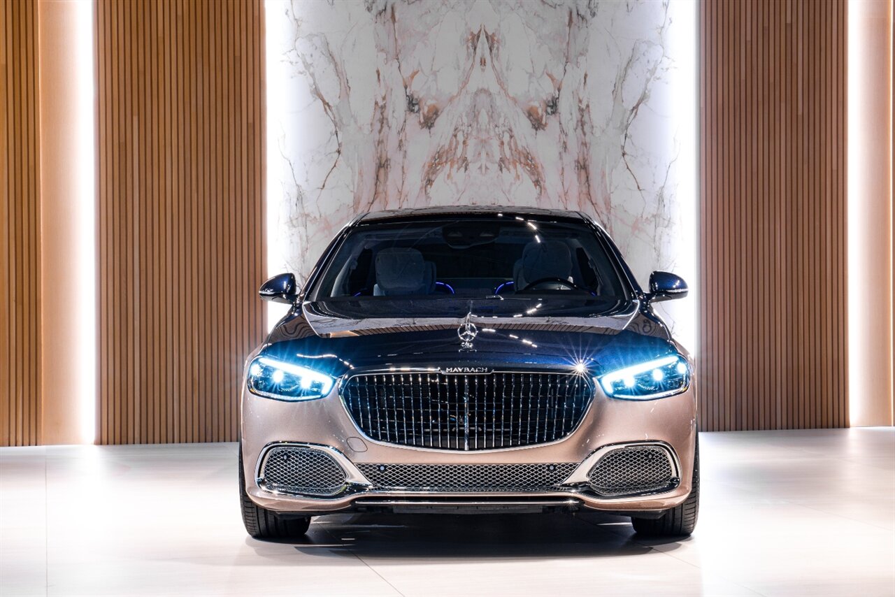 2023 Mercedes-Benz Mercedes-Maybach S 680 4MATIC   - Photo 2 - Beverly Hills, CA 90212