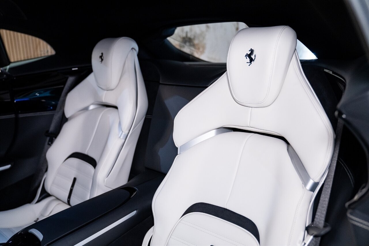 2024 Ferrari Purosangue - Photo 17