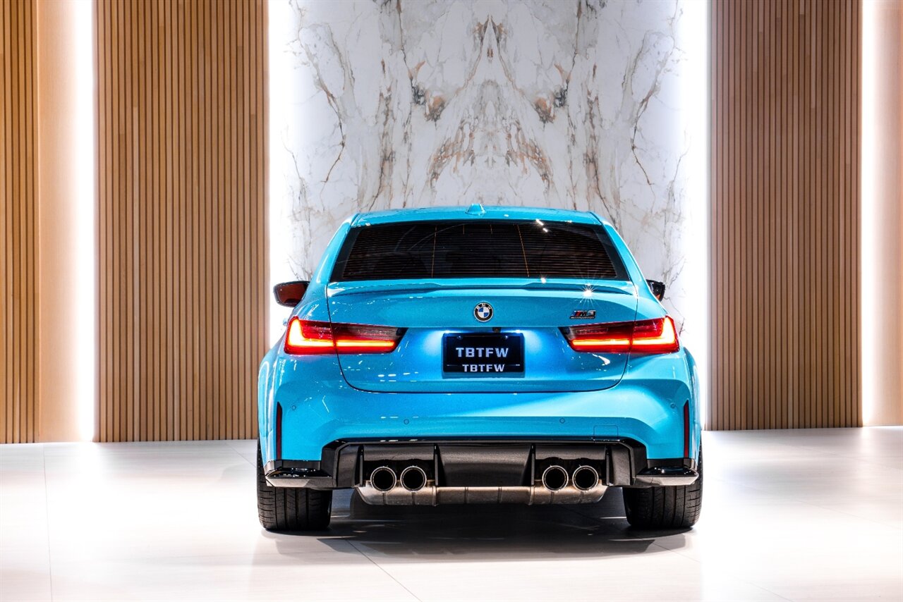 2025 BMW M3 Competition   - Photo 5 - Beverly Hills, CA 90212
