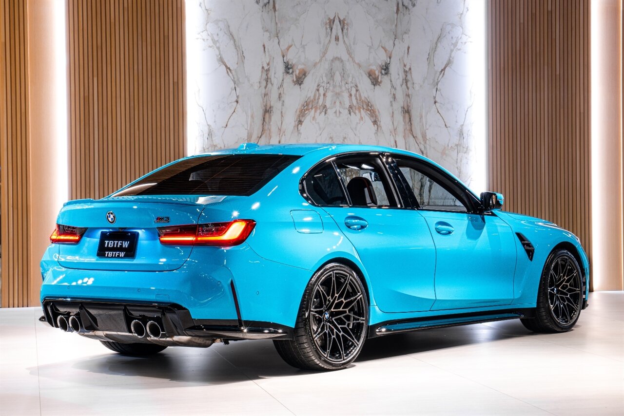 2025 BMW M3 Competition   - Photo 3 - Beverly Hills, CA 90212