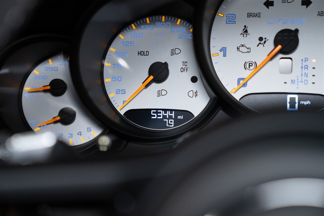 2018 Porsche 911 GT2 RS   - Photo 37 - Beverly Hills, CA 90212