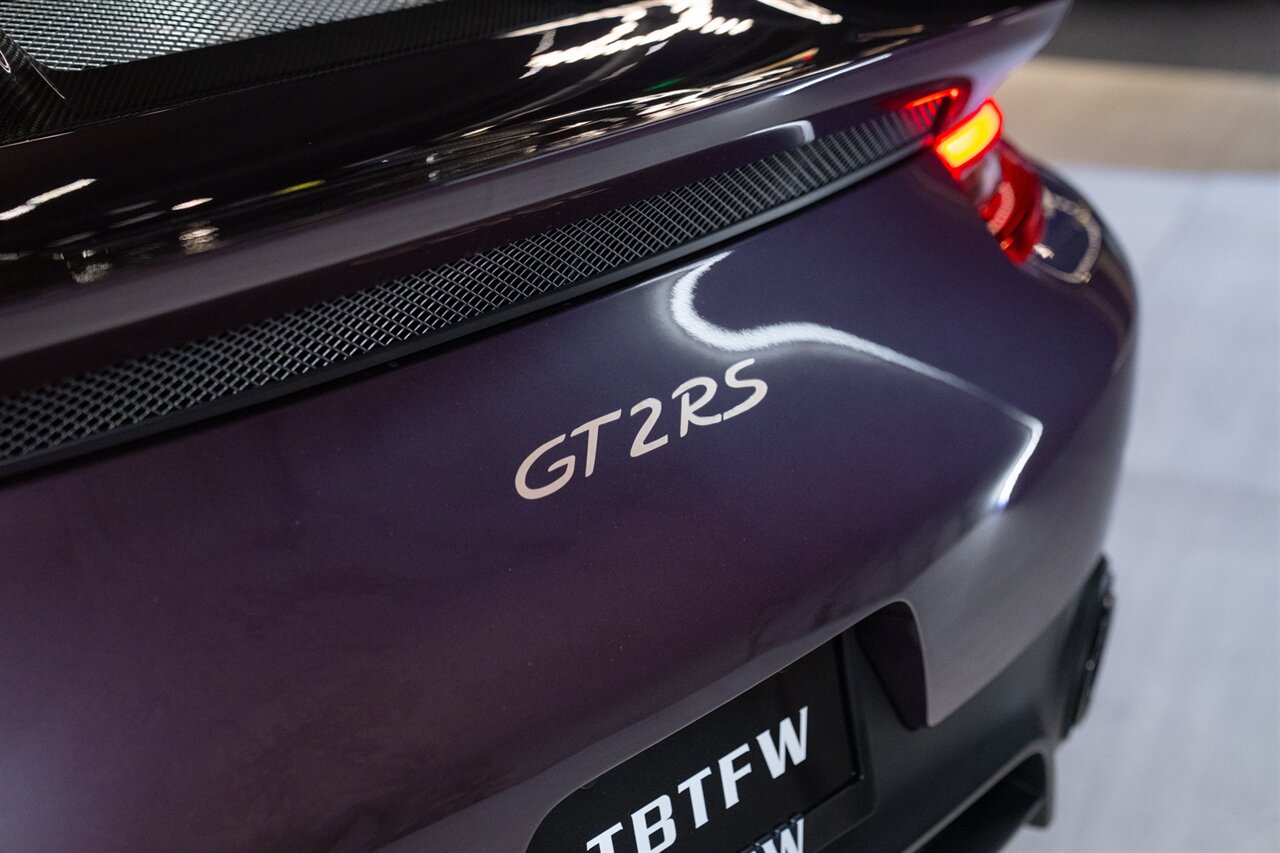 2018 Porsche 911 GT2 RS   - Photo 41 - Beverly Hills, CA 90212