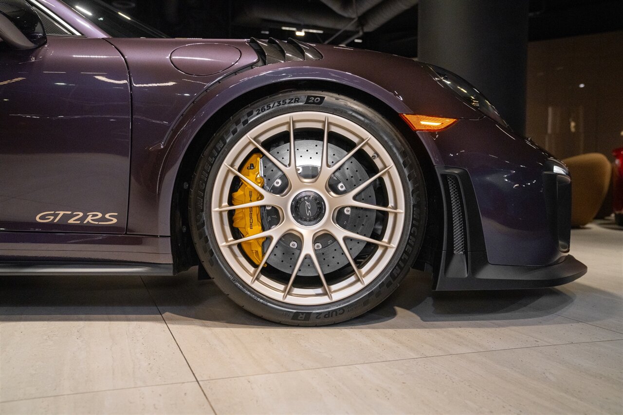 2018 Porsche 911 GT2 RS   - Photo 39 - Beverly Hills, CA 90212