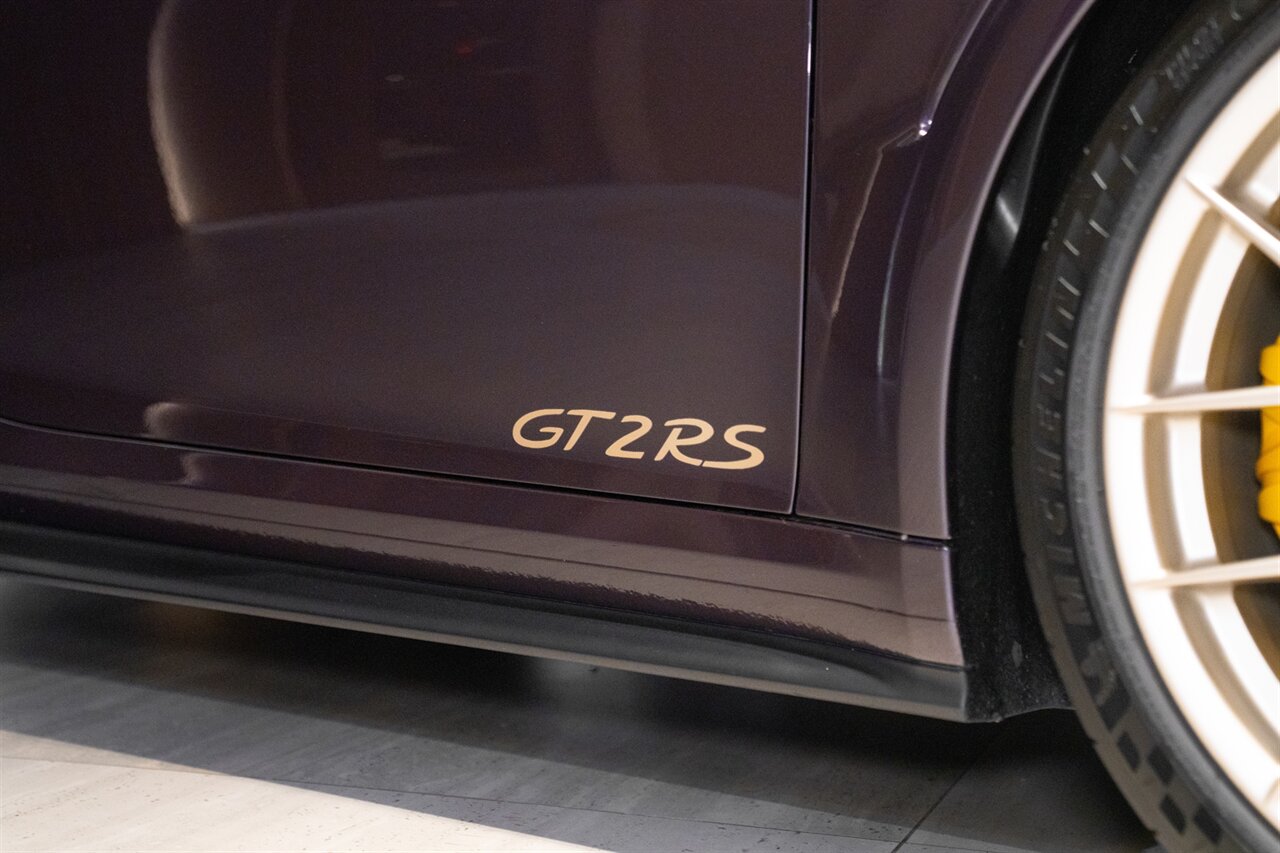 2018 Porsche 911 GT2 RS   - Photo 40 - Beverly Hills, CA 90212