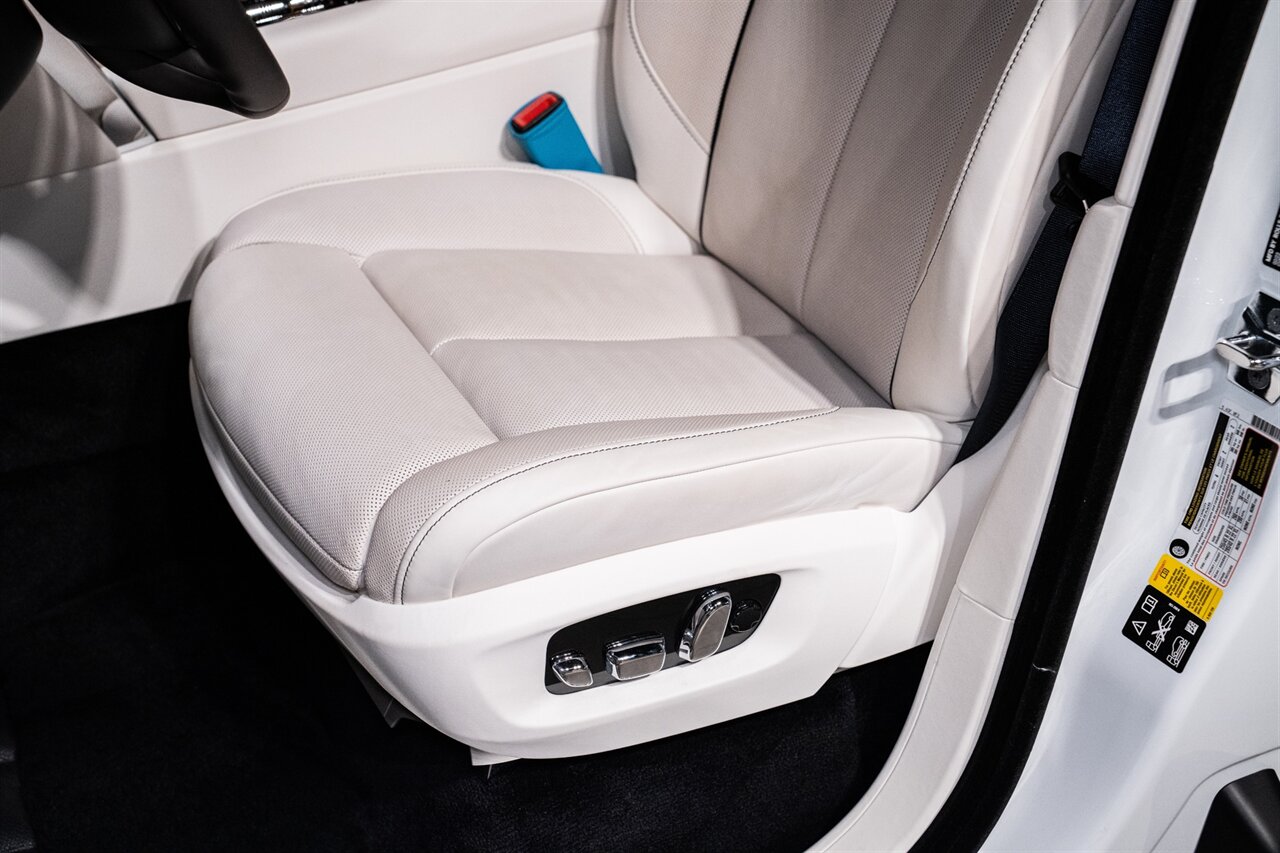 2023 Rolls-Royce Cullinan   - Photo 11 - Beverly Hills, CA 90212