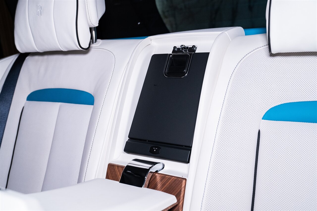 2023 Rolls-Royce Cullinan   - Photo 17 - Beverly Hills, CA 90212