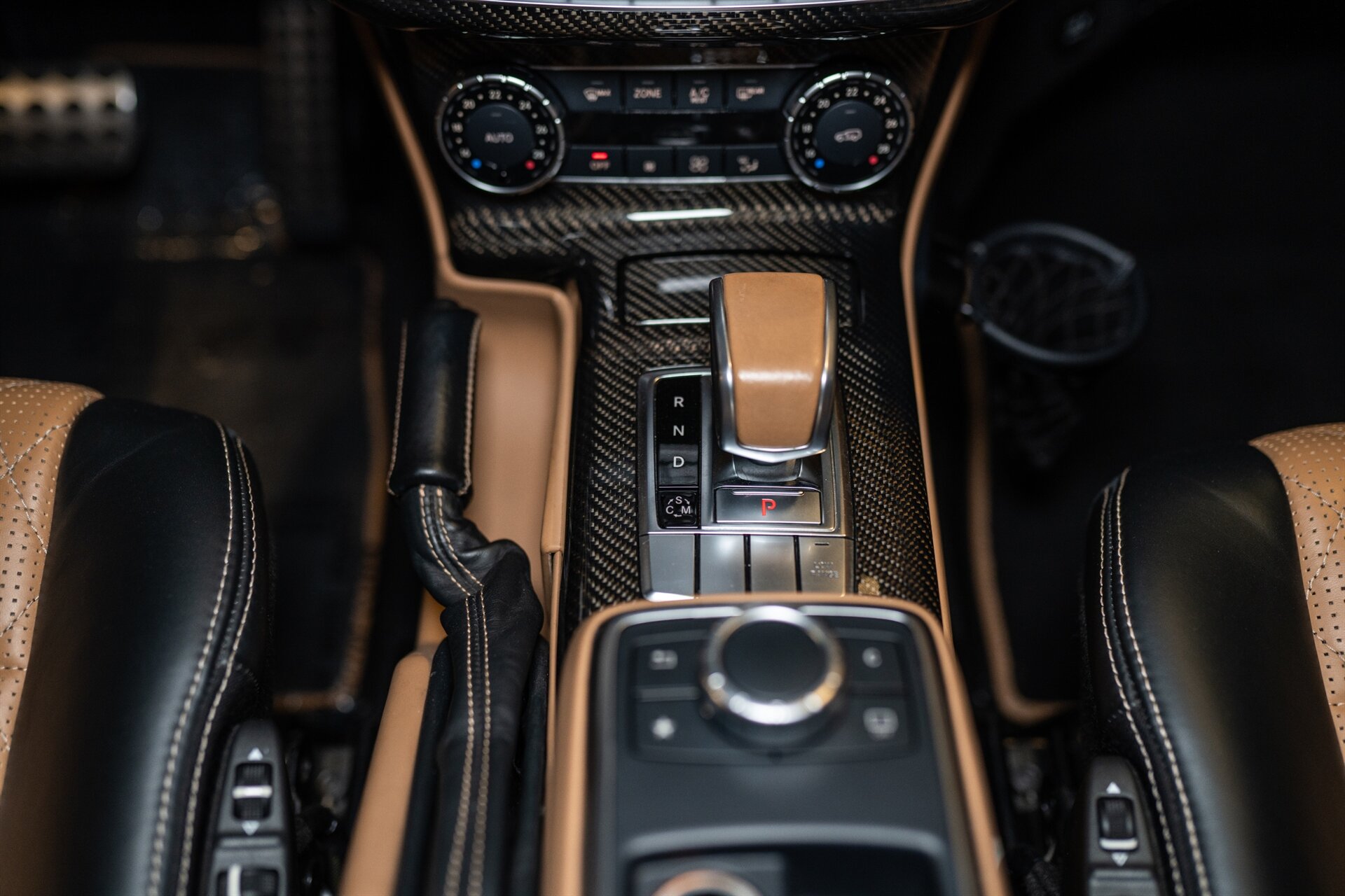 2018 Mercedes-Benz G650 Landaulet Maybach - Photo 23