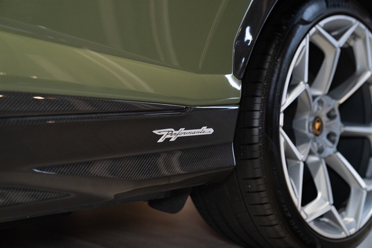 2023 Lamborghini Urus Performante - Photo 34 - Beverly Hills, CA 90212