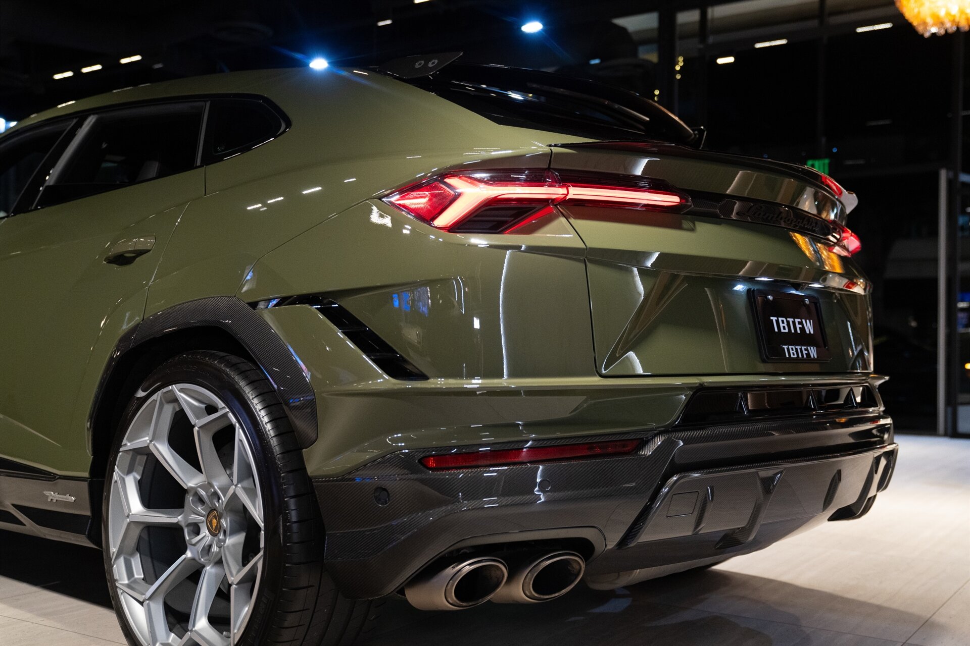 2023 Lamborghini Urus Performante - Photo 44