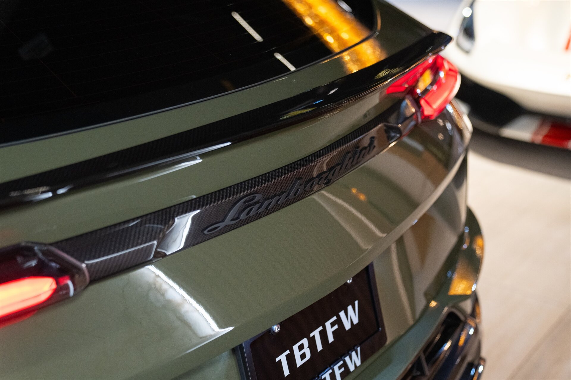2023 Lamborghini Urus Performante - Photo 39