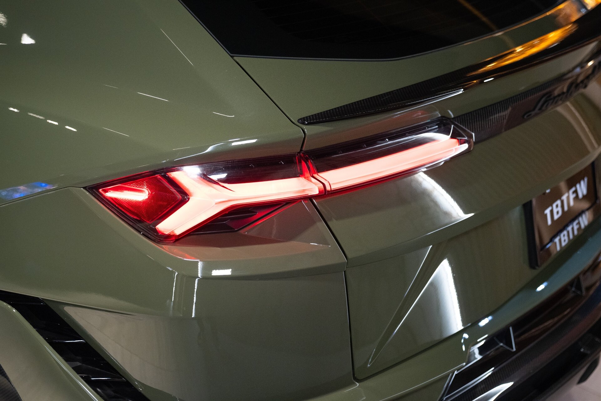 2023 Lamborghini Urus Performante - Photo 38