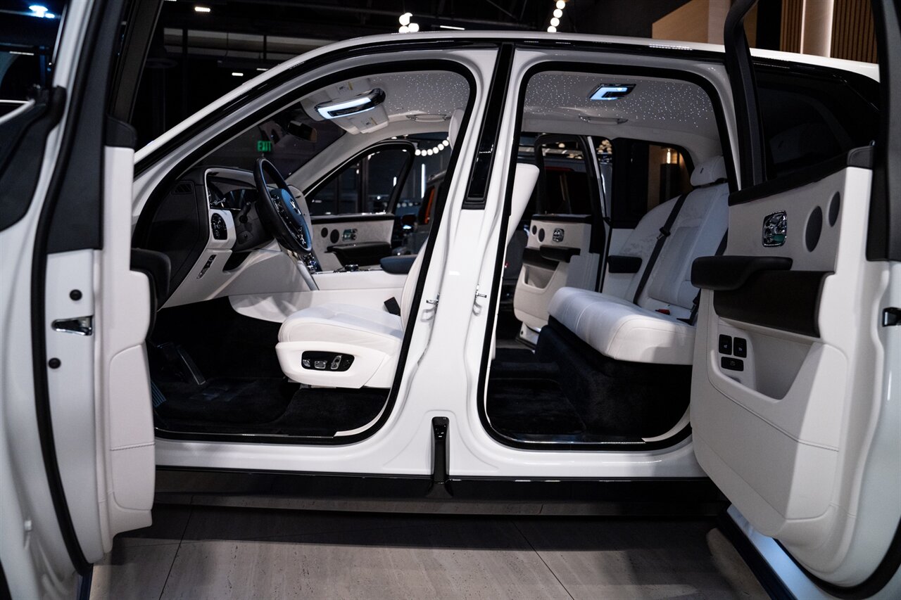2025 Rolls-Royce Cullinan   - Photo 10 - Beverly Hills, CA 90212