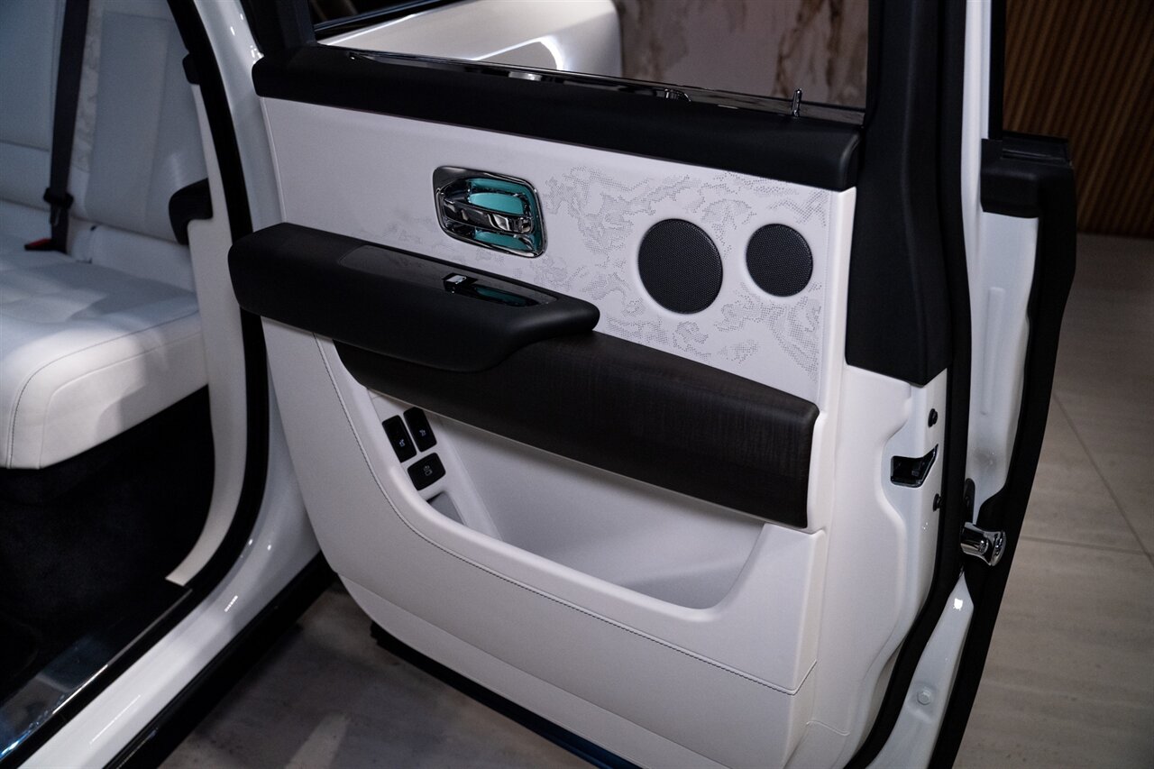 2025 Rolls-Royce Cullinan   - Photo 13 - Beverly Hills, CA 90212