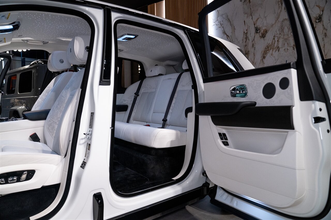 2025 Rolls-Royce Cullinan   - Photo 9 - Beverly Hills, CA 90212
