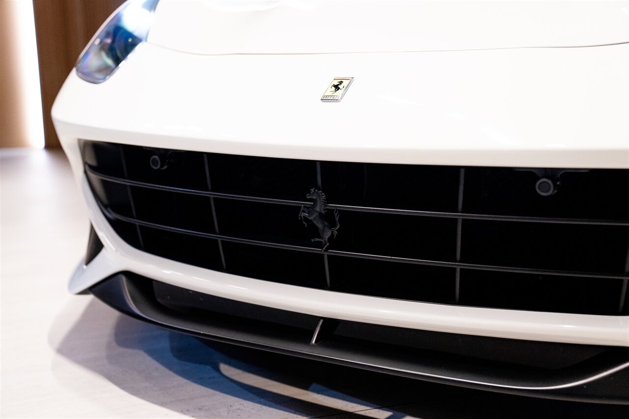 2014 Ferrari F12berlinetta - Photo 13 - Beverly Hills, CA 90212