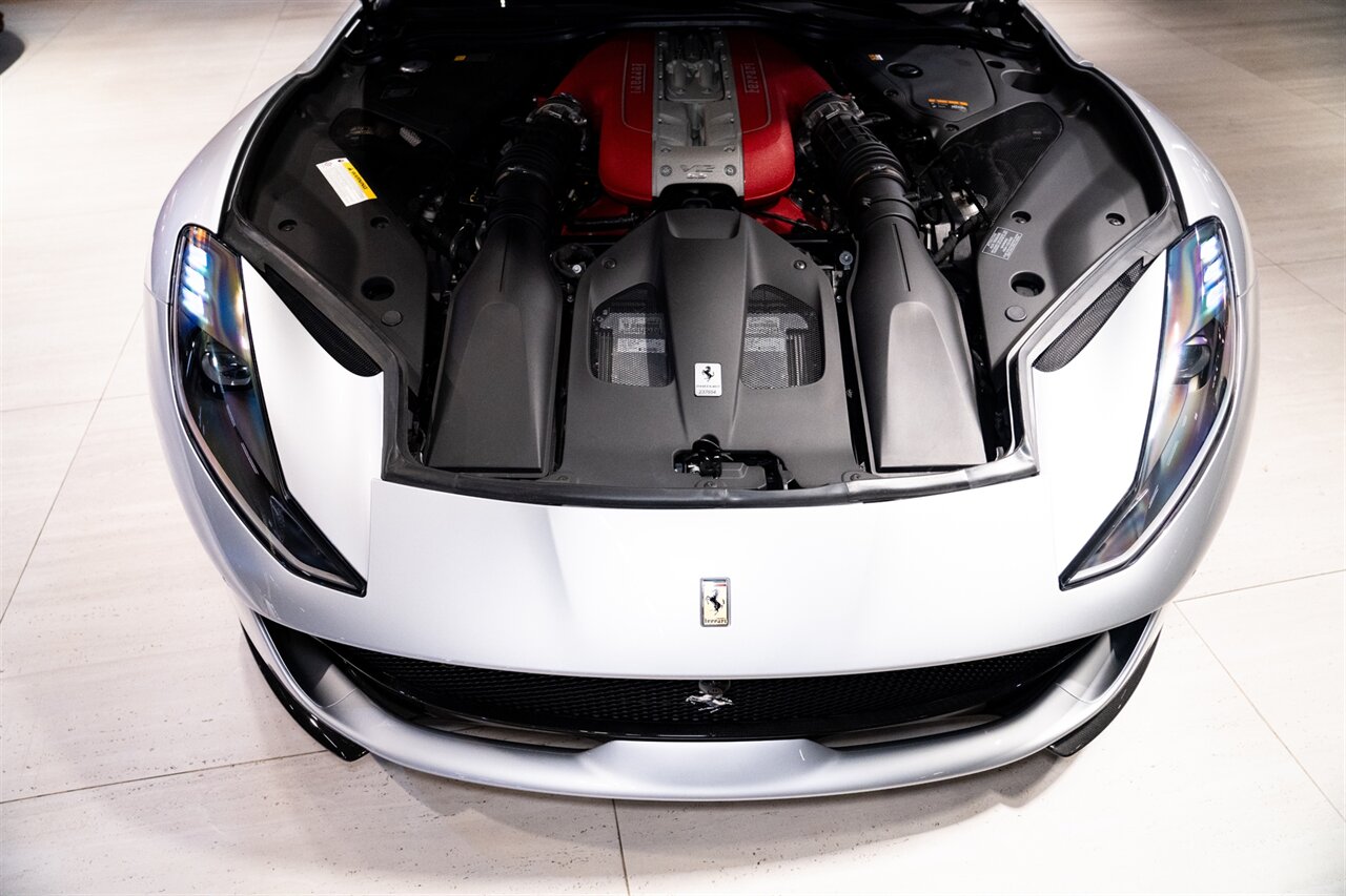 2018 Ferrari 812 Superfast   - Photo 40 - Beverly Hills, CA 90212