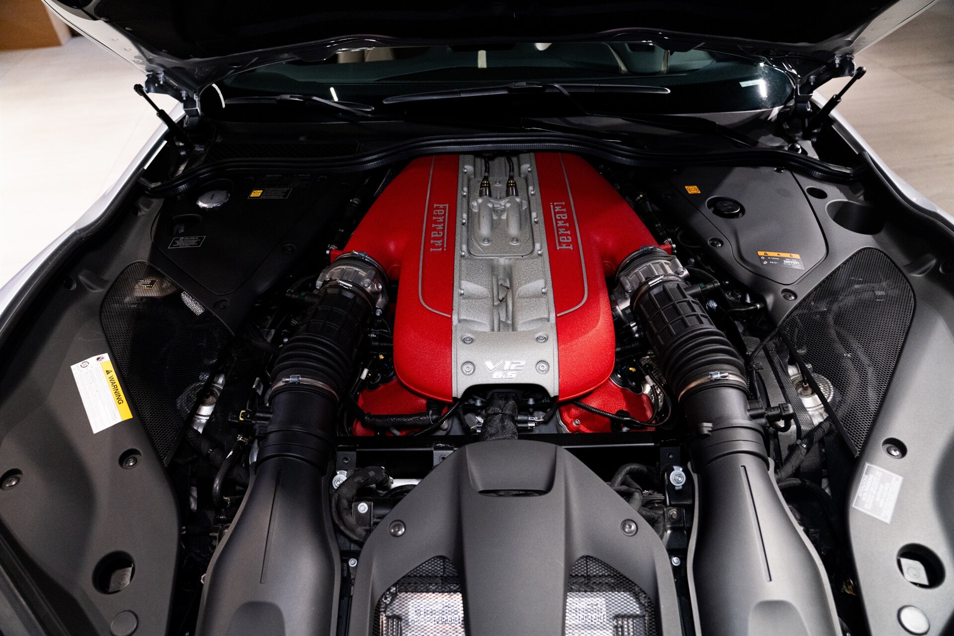 2018 Ferrari 812 Superfast - Photo 38