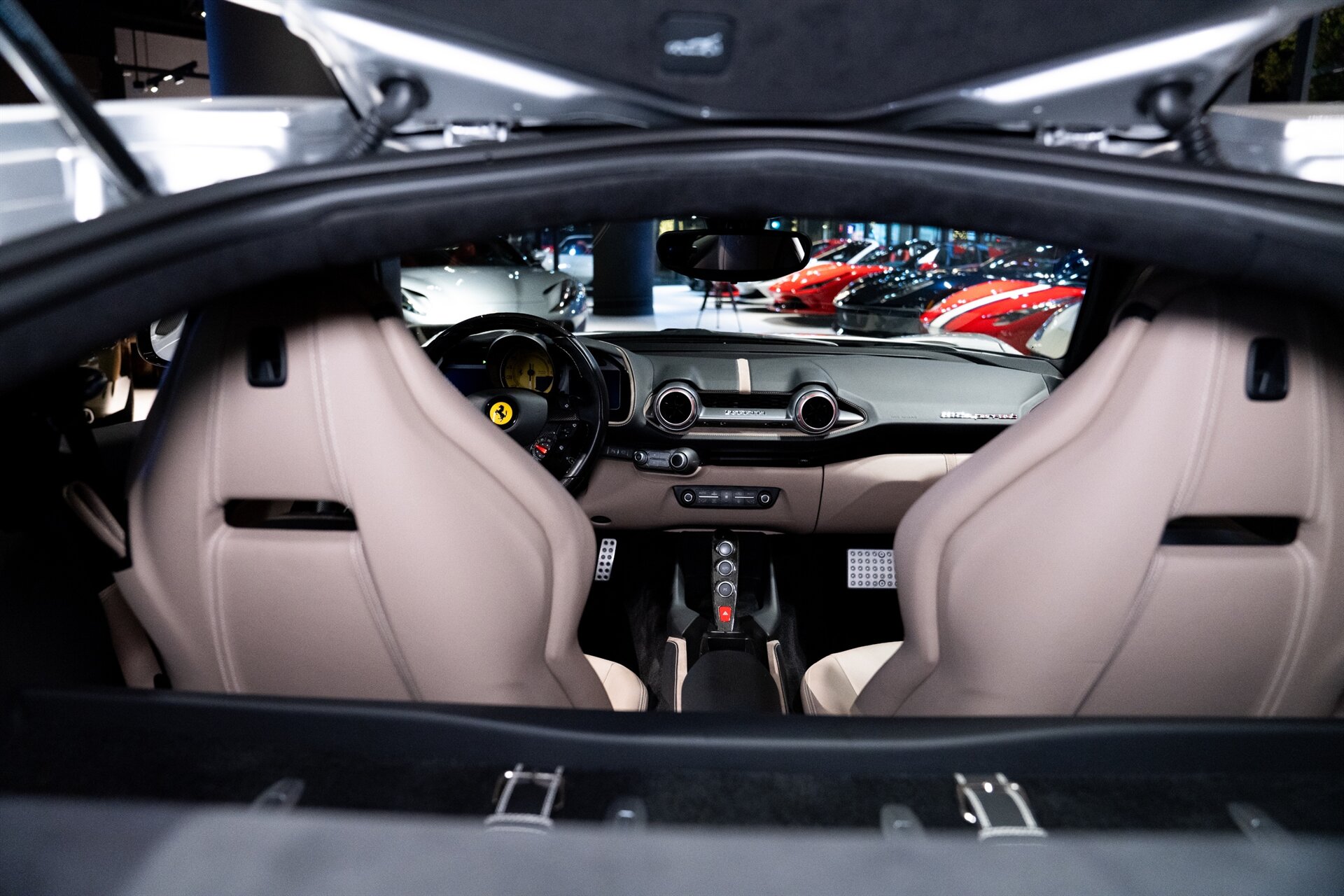 2018 Ferrari 812 Superfast - Photo 42