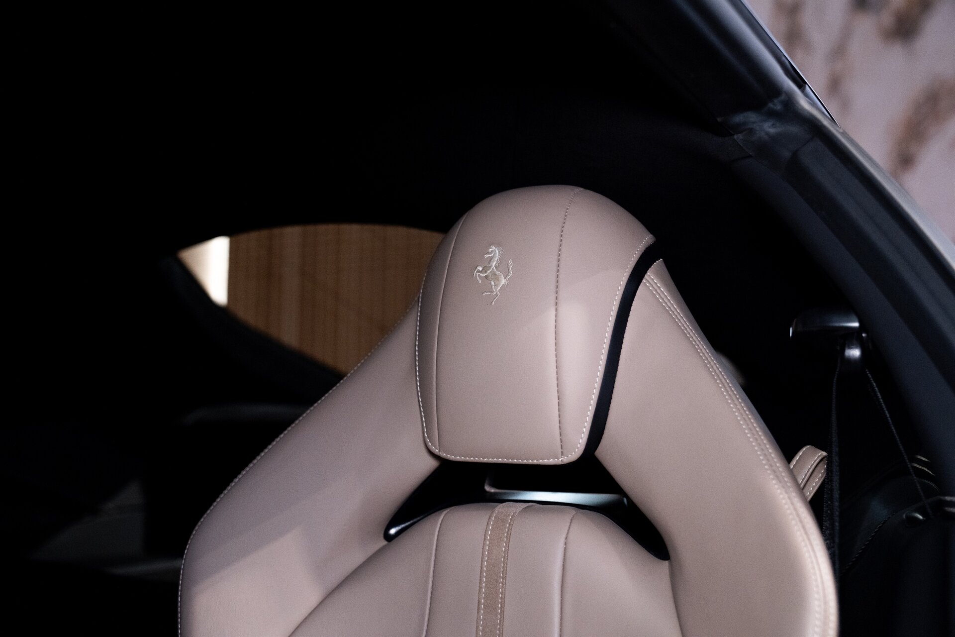 2018 Ferrari 812 Superfast - Photo 20