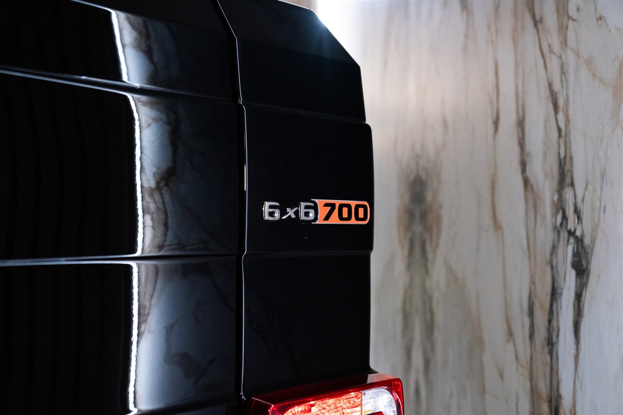 2014 Mercedes-Benz G63 6x6 Brabus   - Photo 12 - Beverly Hills, CA 90212