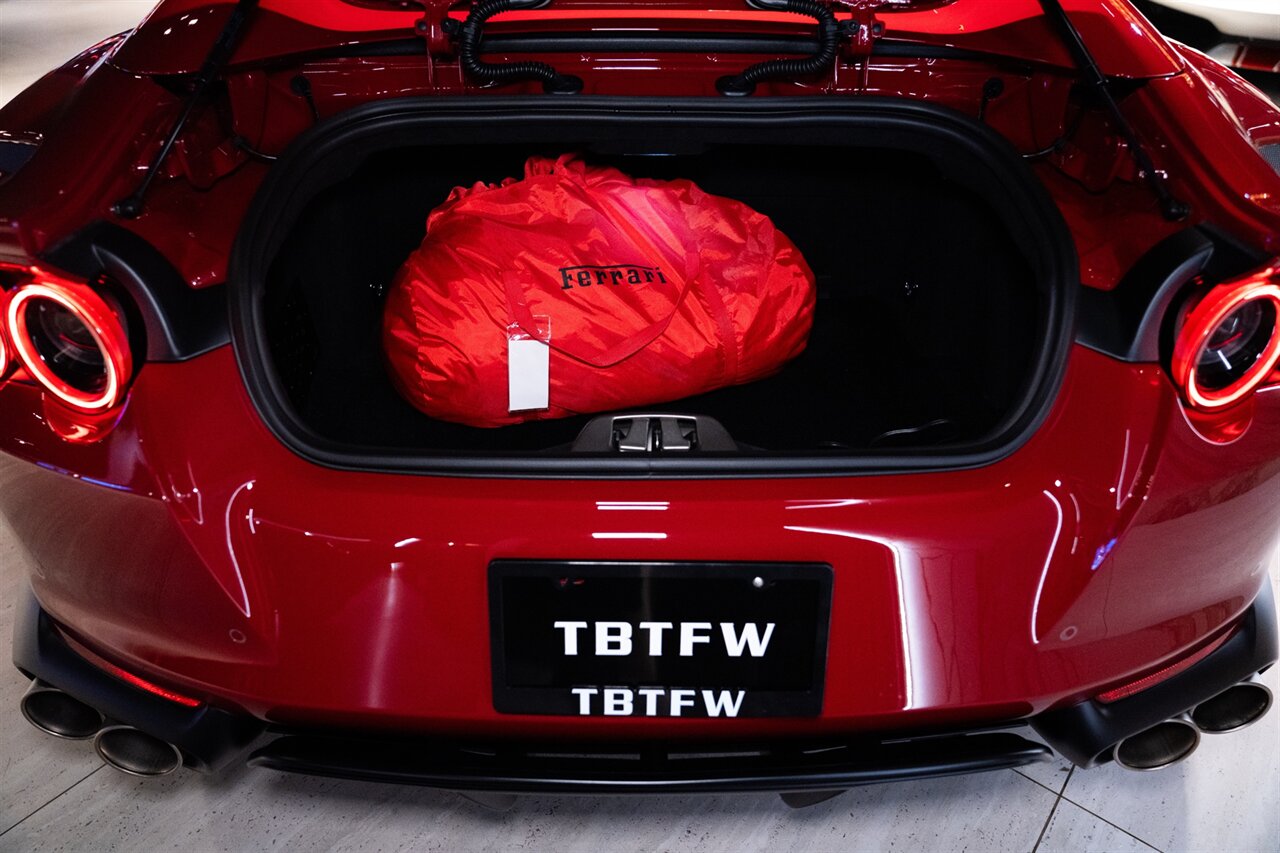 2022 Ferrari 812 GTS   - Photo 31 - Beverly Hills, CA 90212