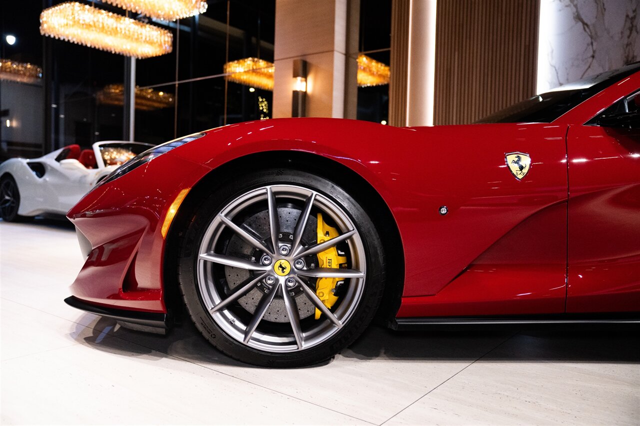 2022 Ferrari 812 GTS   - Photo 9 - Beverly Hills, CA 90212