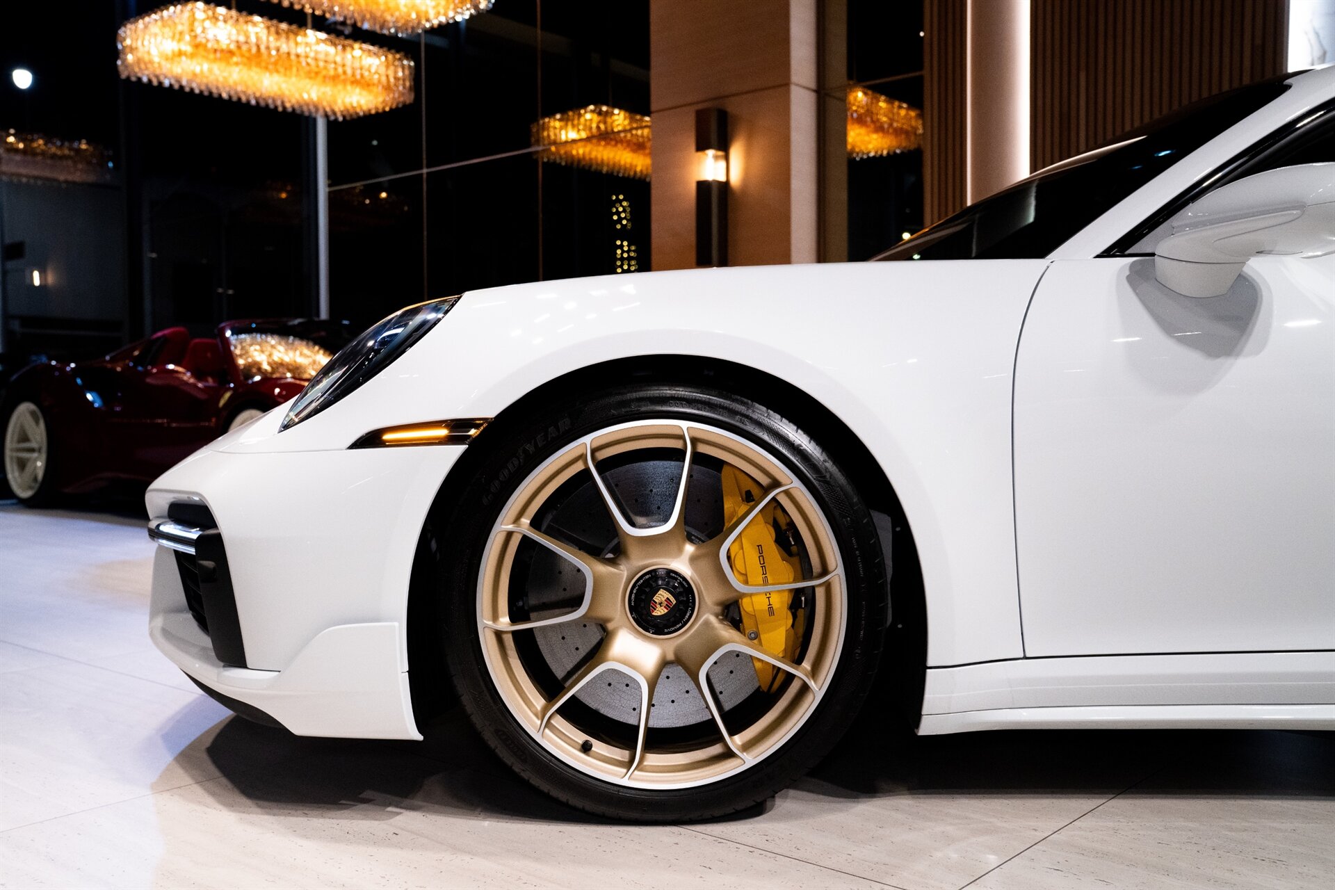 2025 Porsche 911 Turbo S - Photo 20