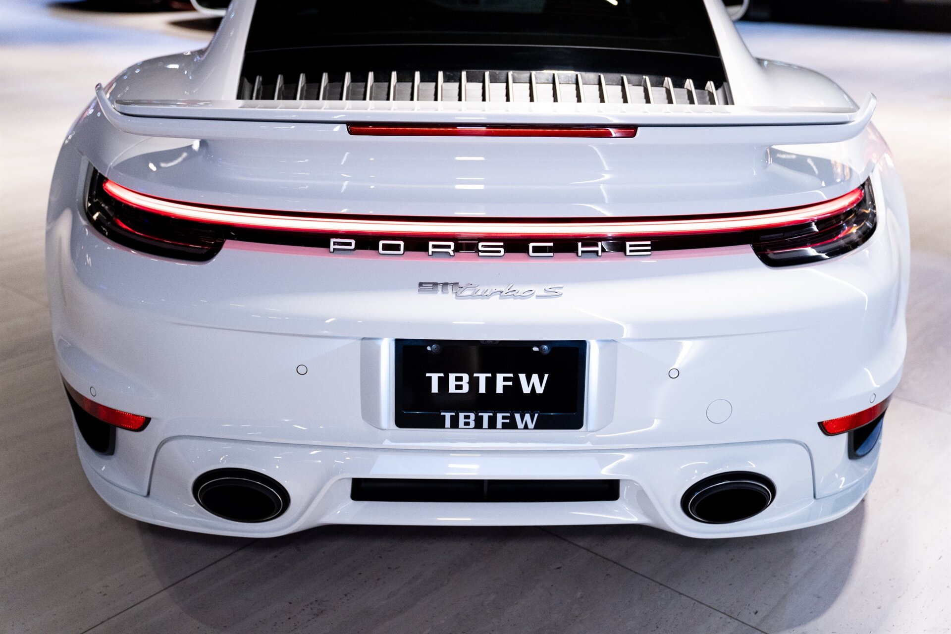 2025 Porsche 911 Turbo S - Photo 28