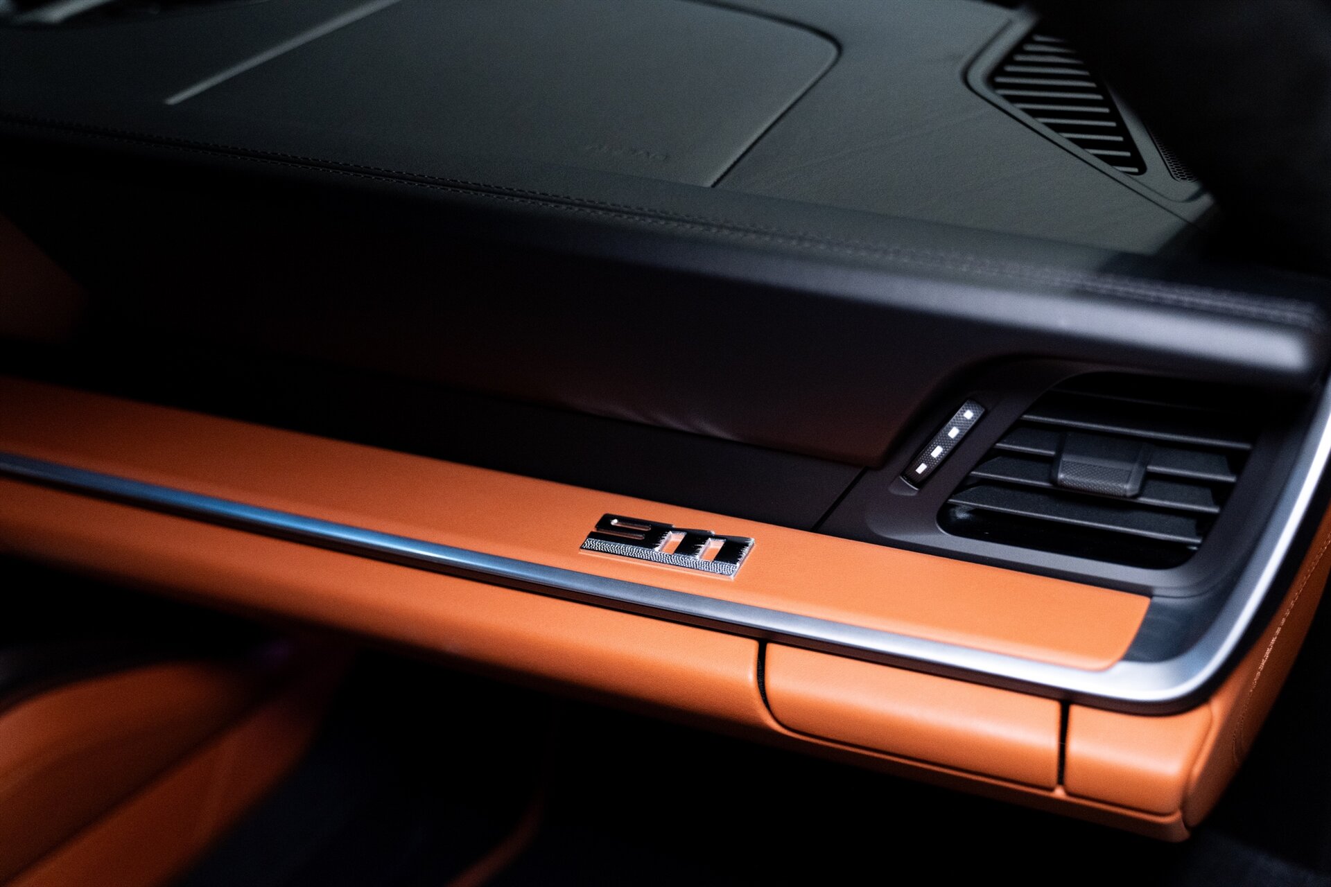 2025 Porsche 911 Turbo S - Photo 8