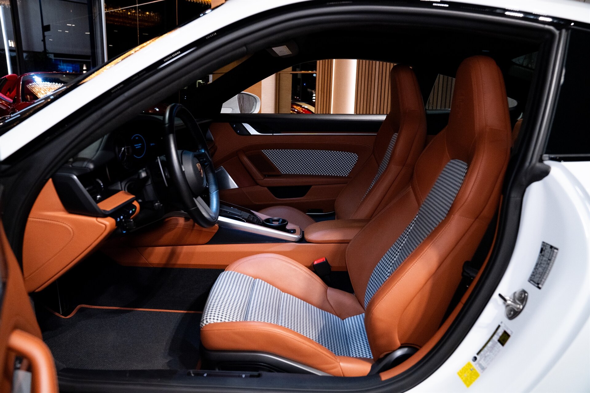 2025 Porsche 911 Turbo S - Photo 14