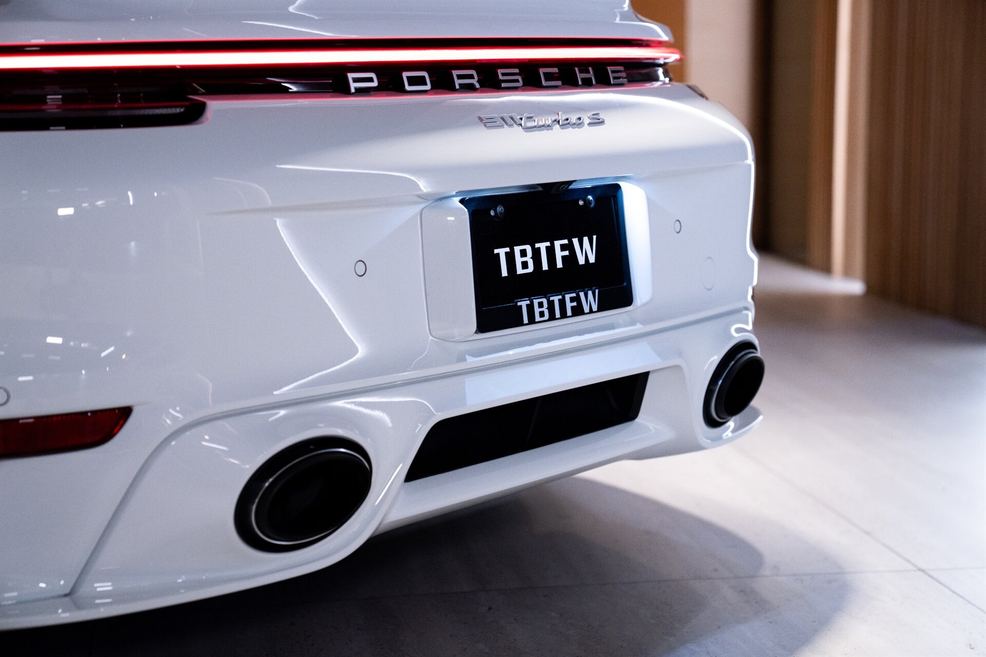 2025 Porsche 911 Turbo S - Photo 31