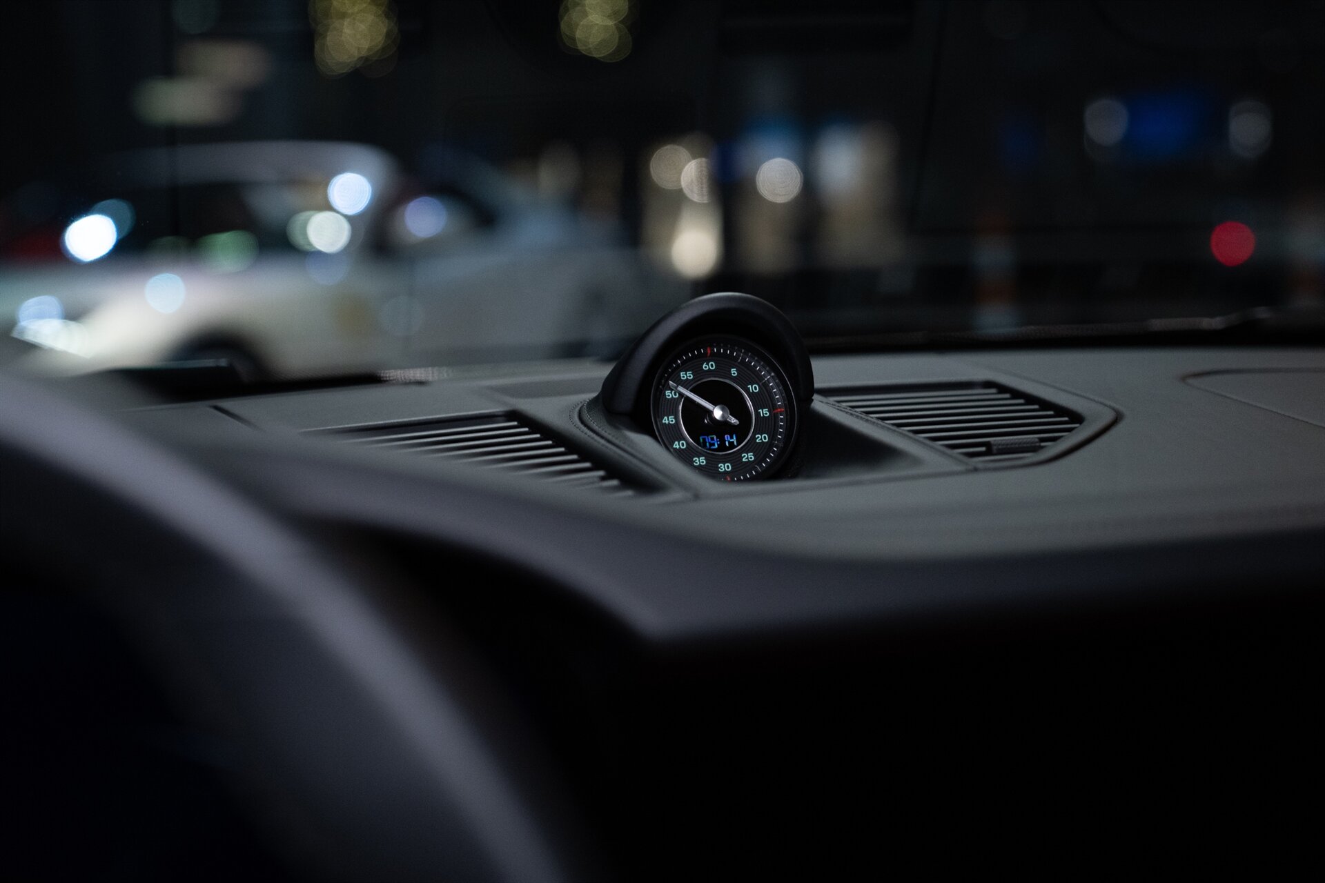 2025 Porsche 911 Turbo S - Photo 33