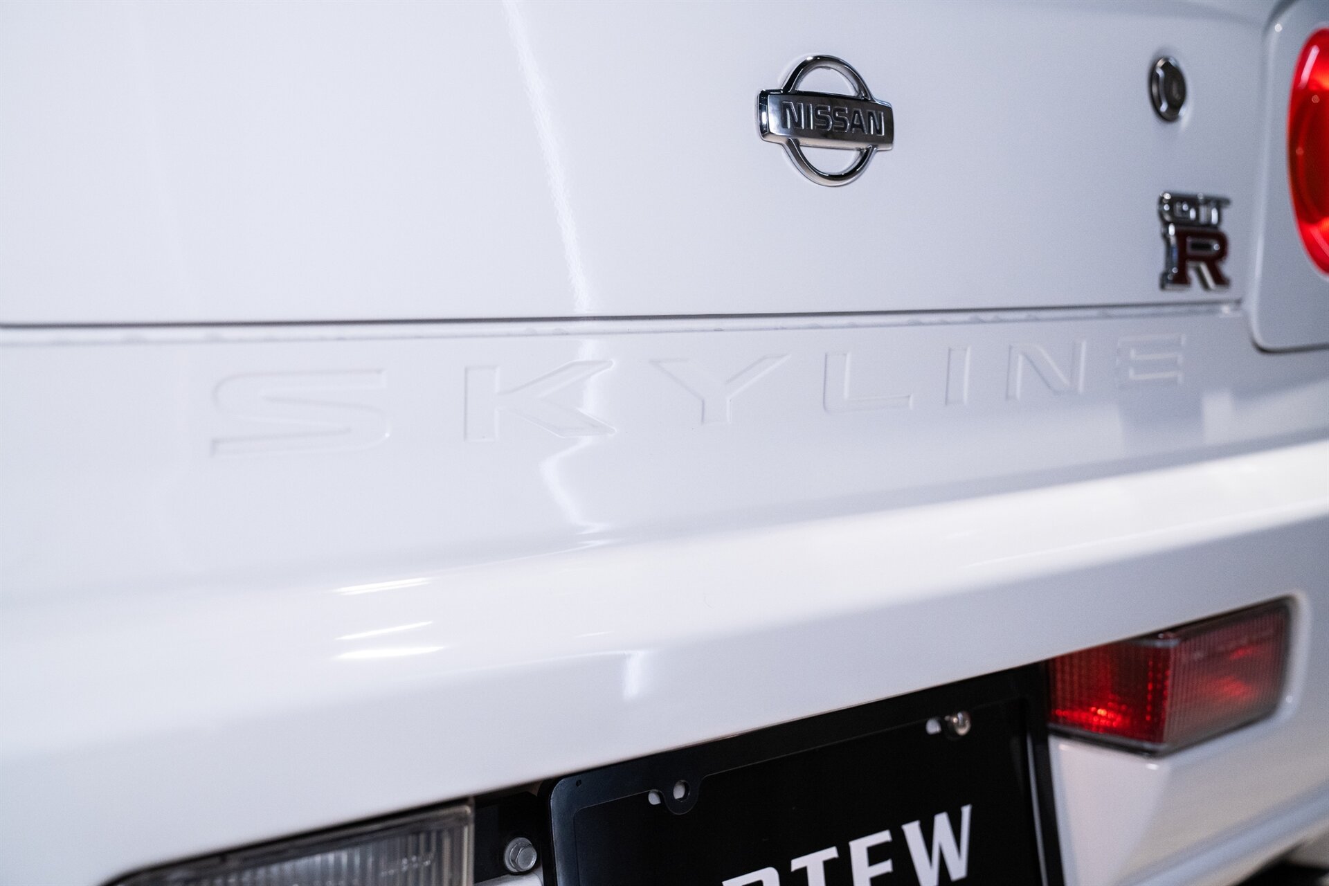 2000 Nissan GT-R V-Spec II - Photo 6