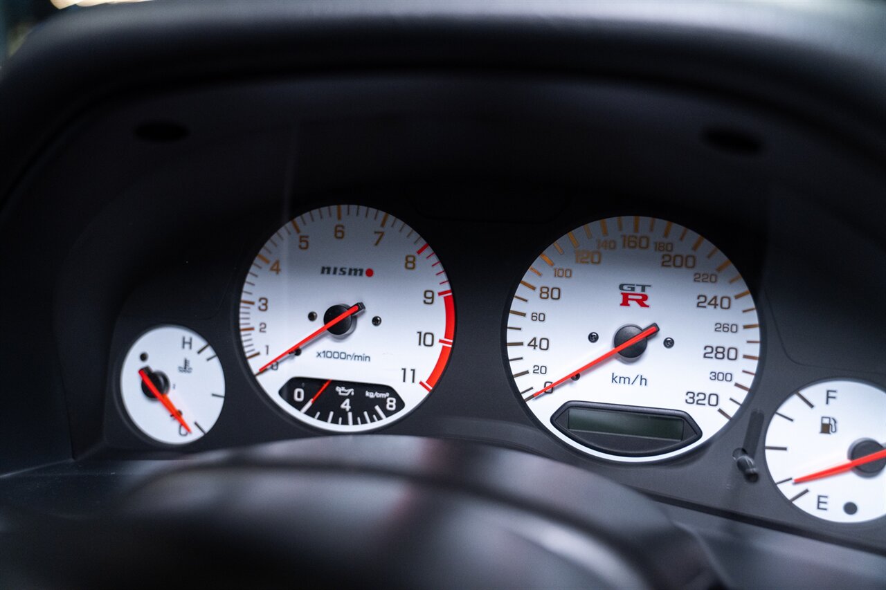 2000 Nissan GT-R V-Spec II - Photo 18 - Beverly Hills, CA 90212