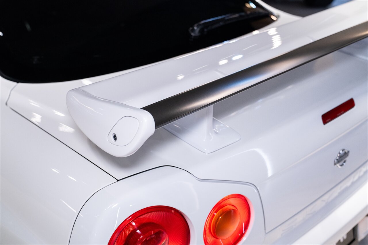 2000 Nissan GT-R V-Spec II - Photo 60 - Beverly Hills, CA 90212