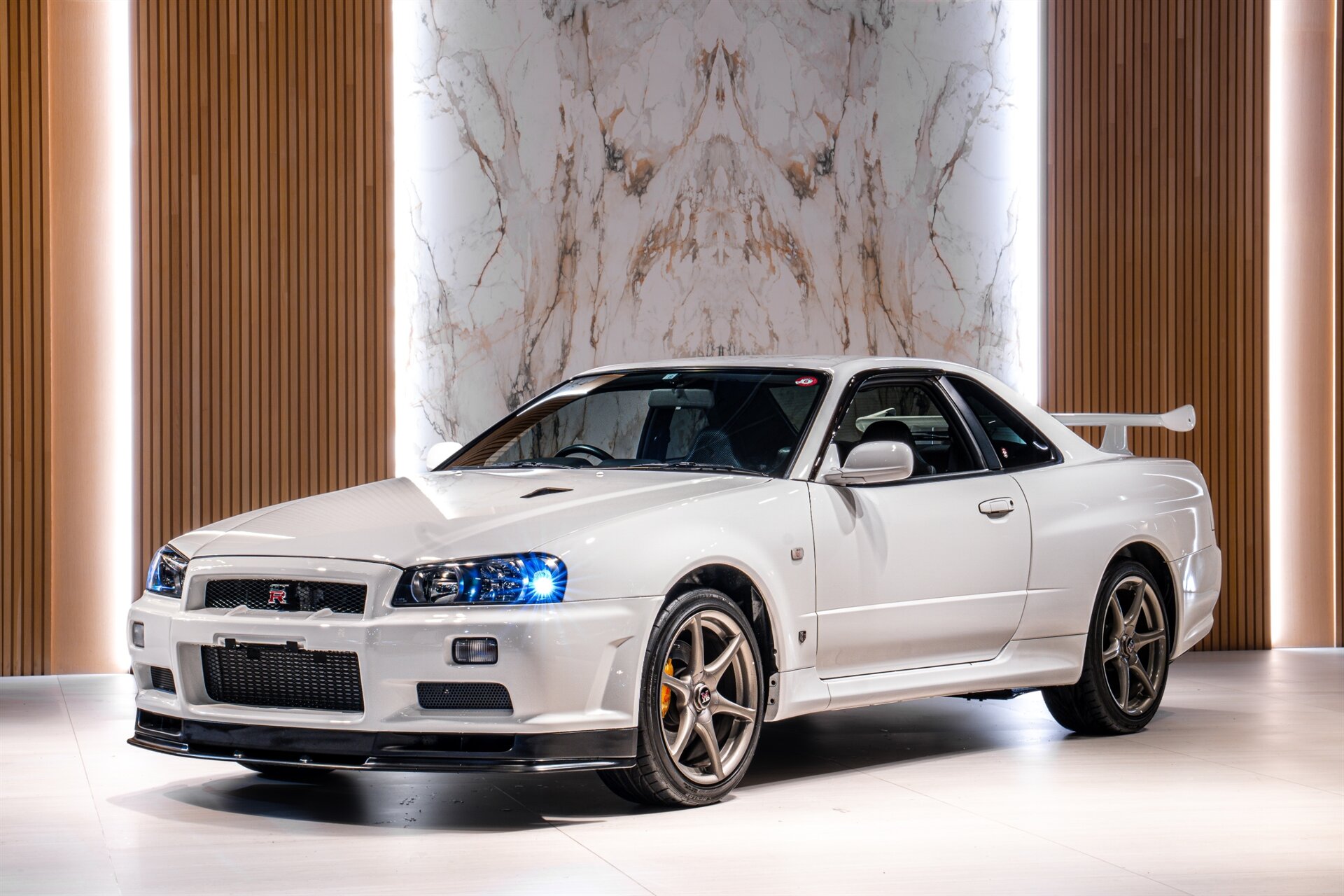 2000 Nissan GT-R V-Spec II