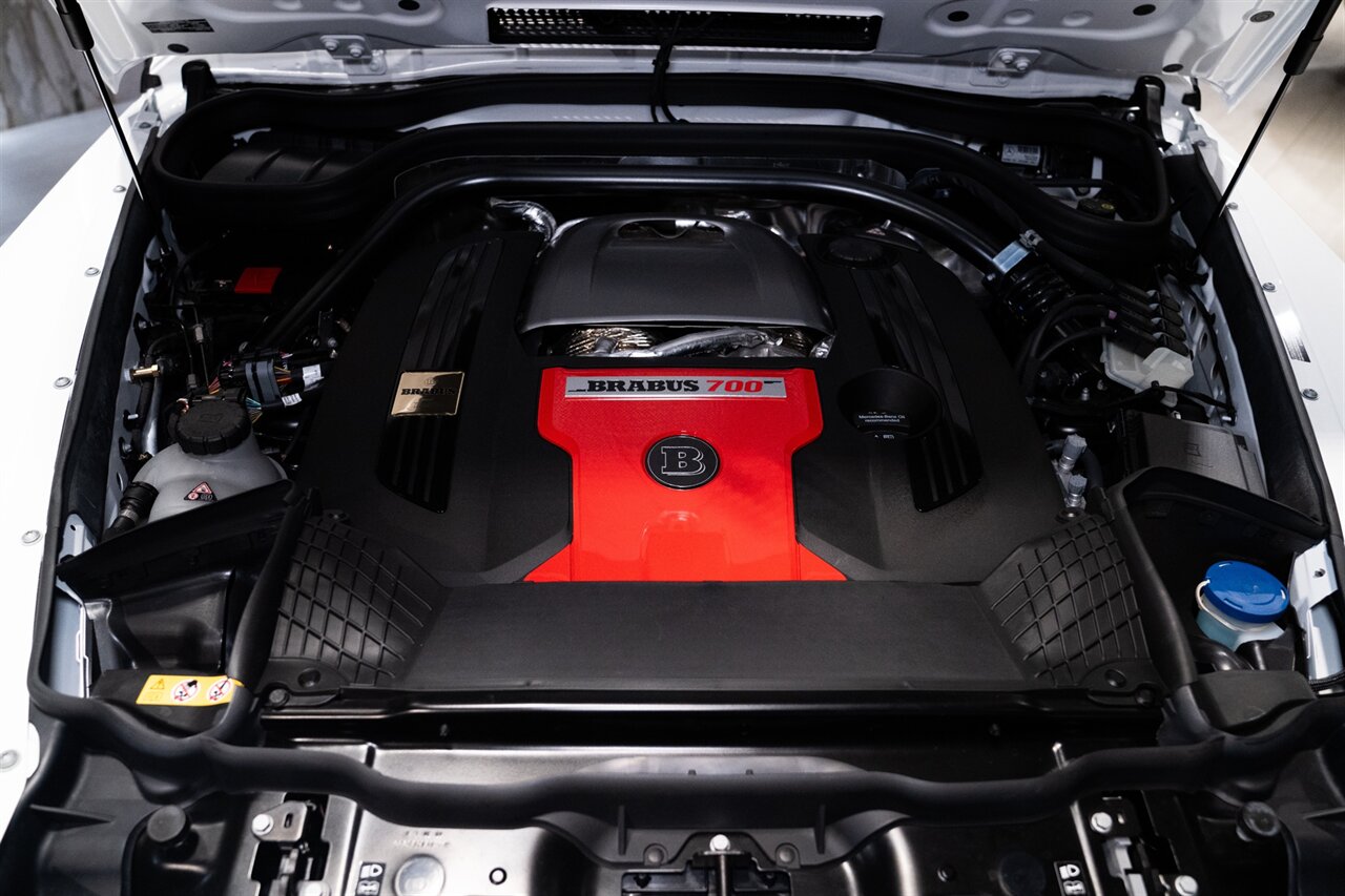 2025 Mercedes-Benz AMG G 700 Brabus - Photo 46 - Beverly Hills, CA 90212