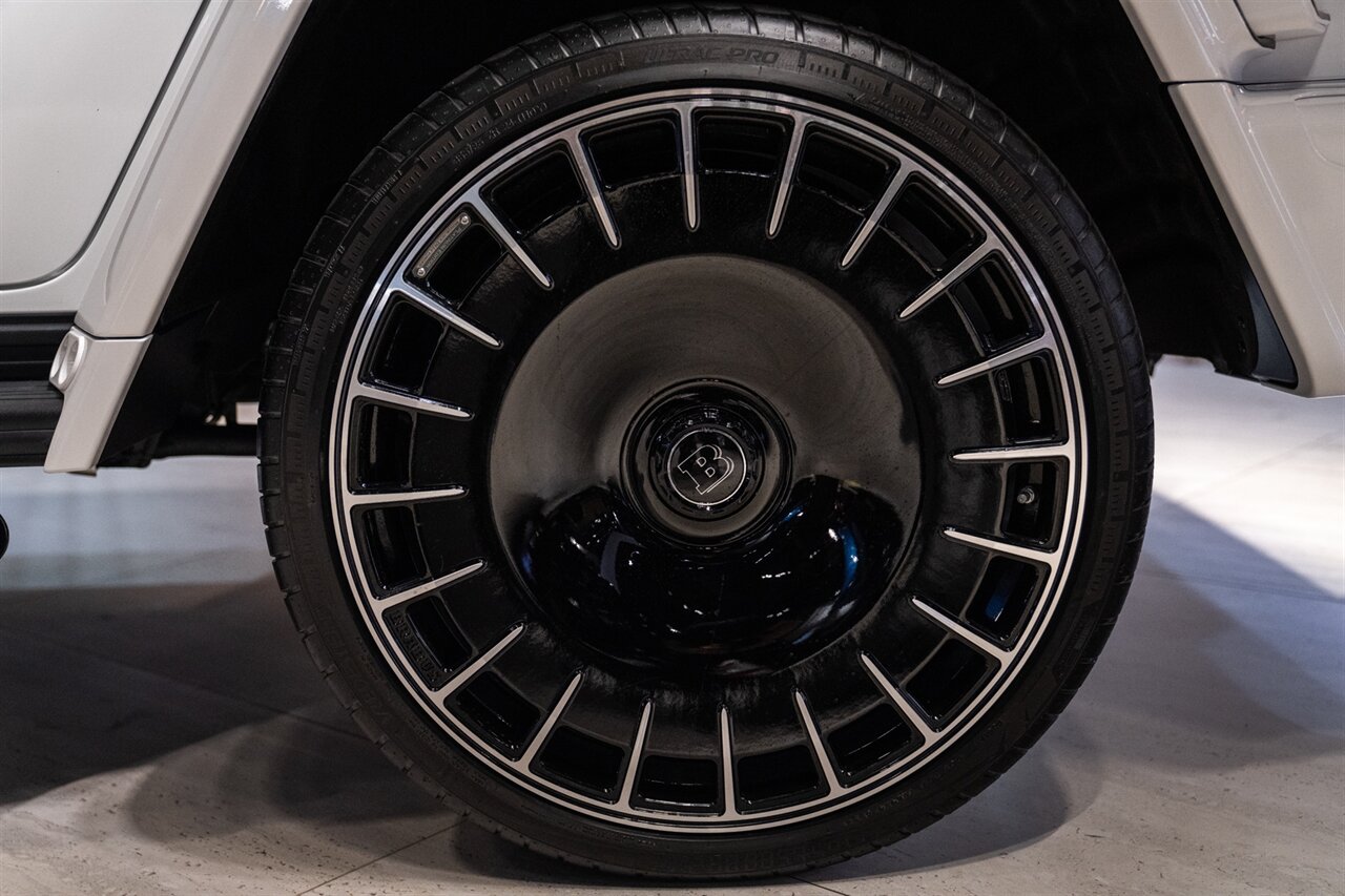 2025 Mercedes-Benz AMG G 700 Brabus - Photo 17 - Beverly Hills, CA 90212