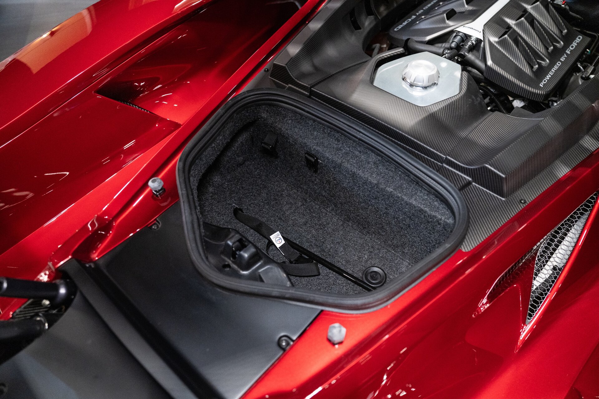 2018 Ford GT - Photo 11