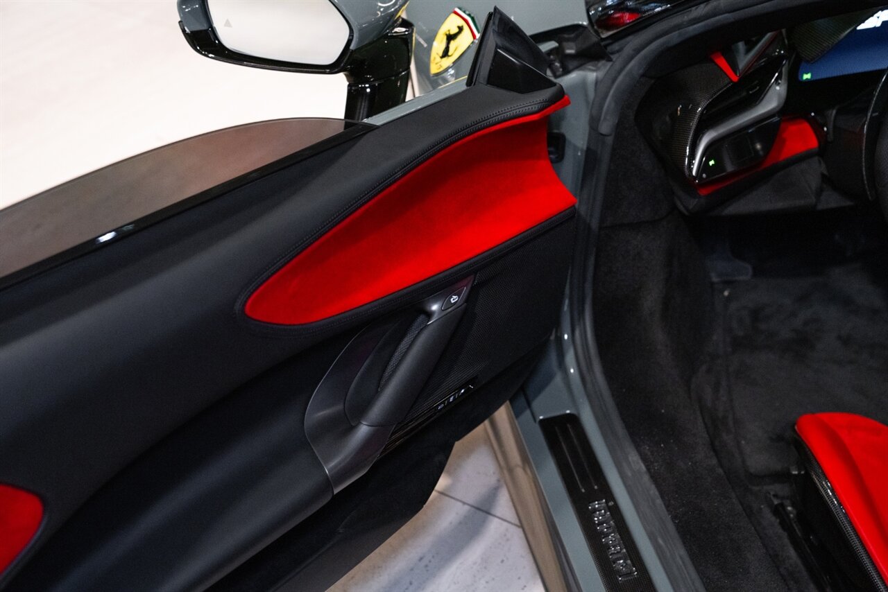 2021 Ferrari SF90 Stradale   - Photo 22 - Beverly Hills, CA 90212