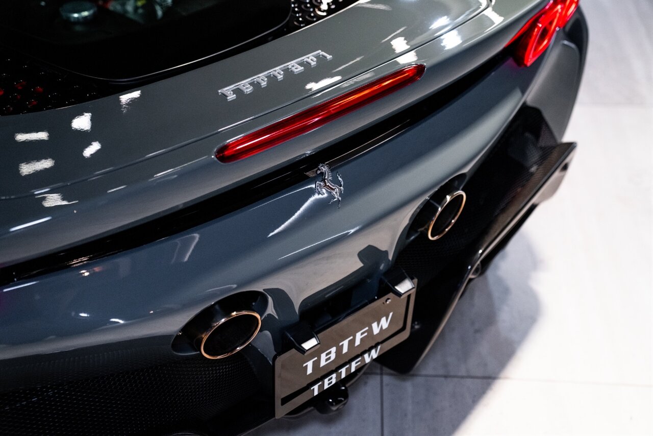 2021 Ferrari SF90 Stradale   - Photo 15 - Beverly Hills, CA 90212