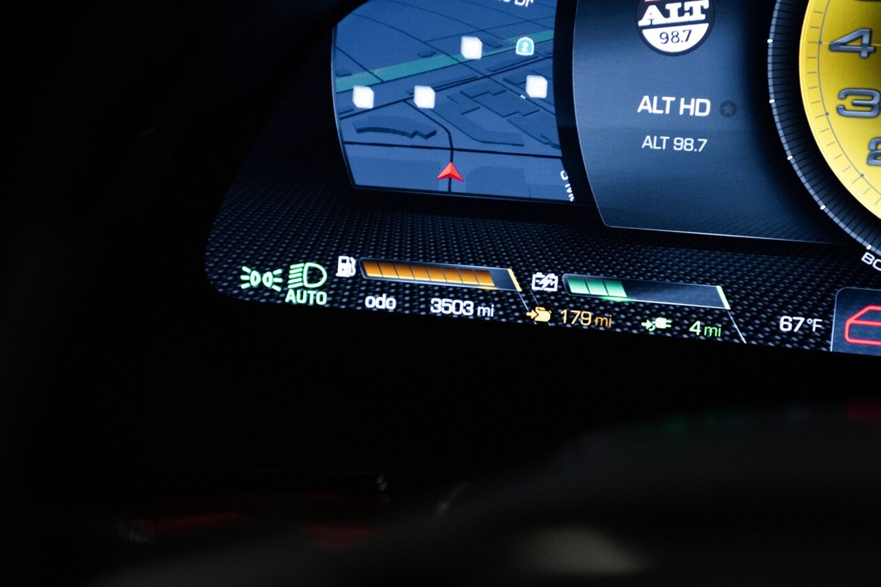 2021 Ferrari SF90 Stradale   - Photo 32 - Beverly Hills, CA 90212