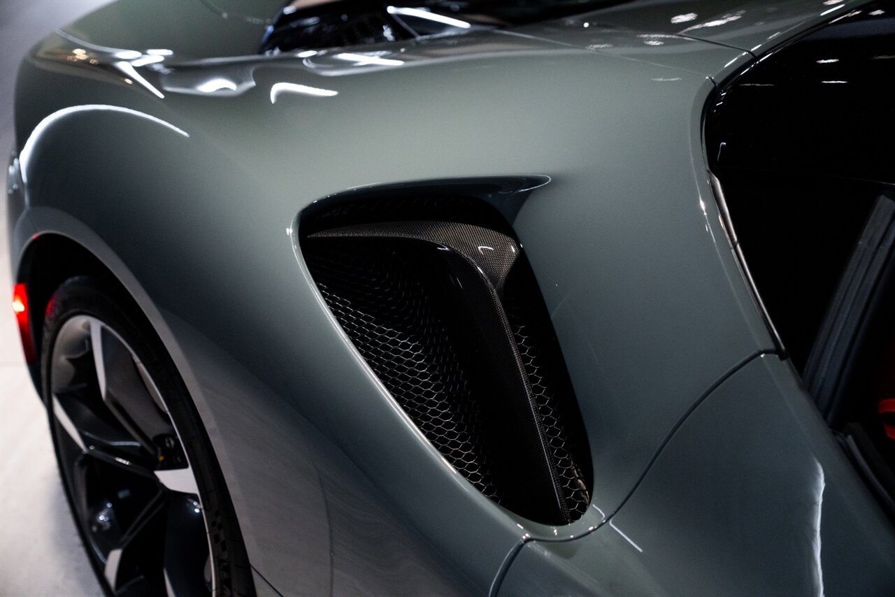 2021 Ferrari SF90 Stradale   - Photo 12 - Beverly Hills, CA 90212