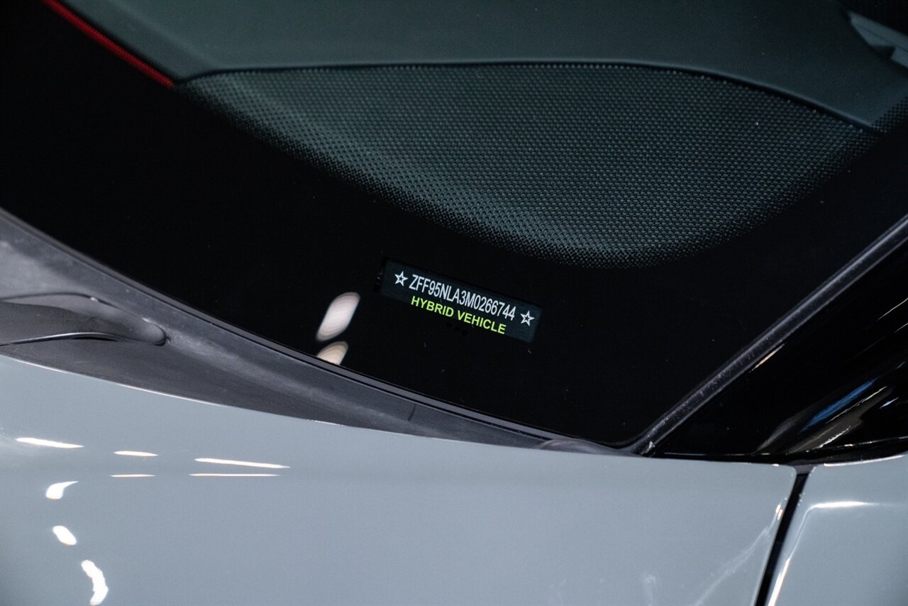 2021 Ferrari SF90 Stradale   - Photo 34 - Beverly Hills, CA 90212