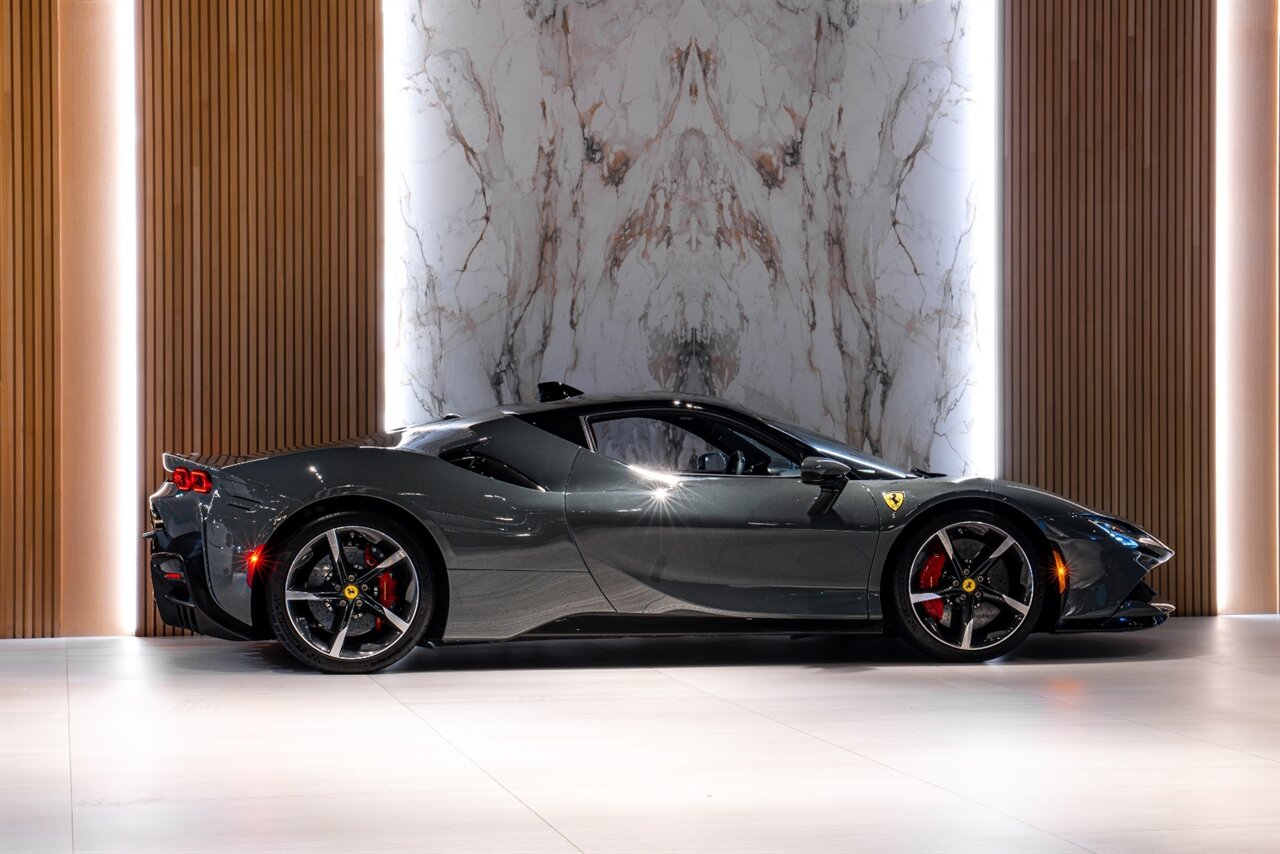 2021 Ferrari SF90 Stradale   - Photo 3 - Beverly Hills, CA 90212