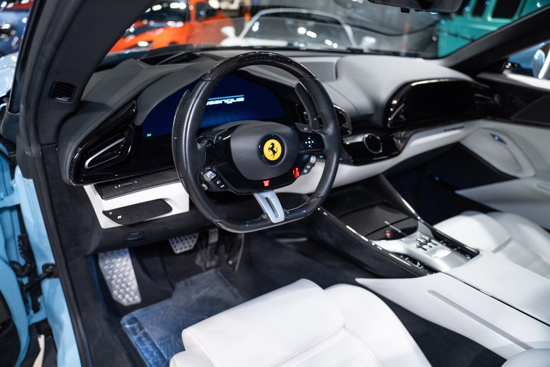 2025 Ferrari Purosangue - Photo 17